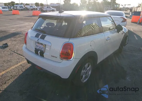 2015 Mini Hardtop Cooper из США, поврежденный, VIN WMWXM5C51FT942621